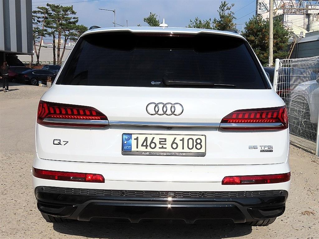 Audi Q7 - Vista 4