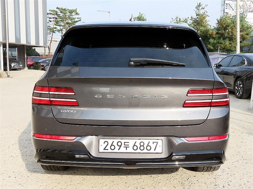 Genesis GV80 - Vista 4