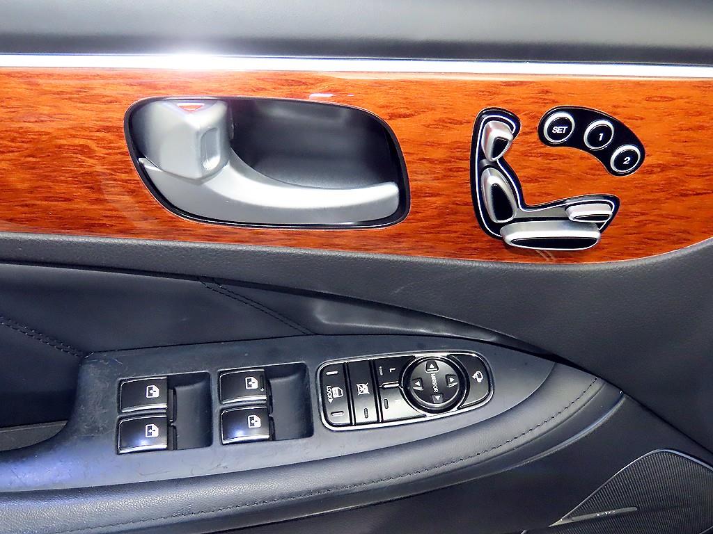 HYUNDAI Equus 2012 Negro - Importación desde Corea - HF Imports Iquique - Foto 13