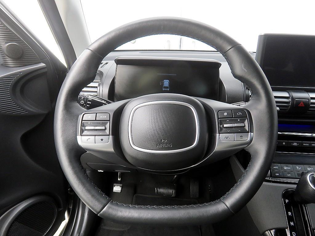 HYUNDAI Casper - Vista 10