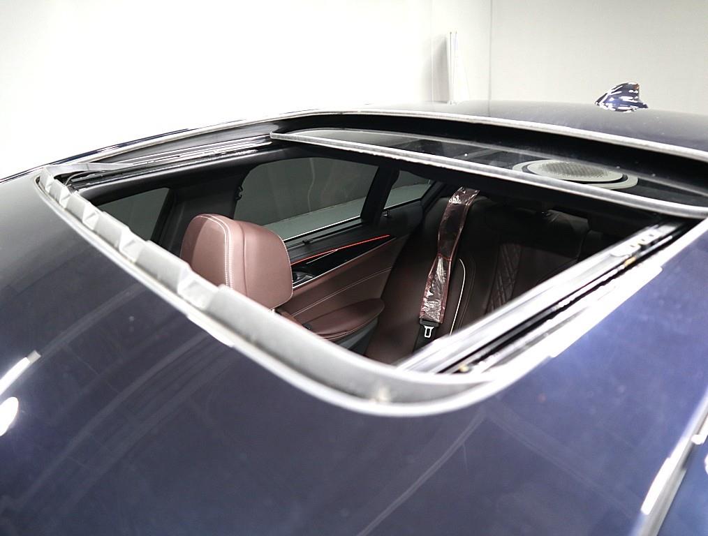 BMW 5 Series 2023 Negro - Importación desde Corea - HF Imports Iquique - Foto 16