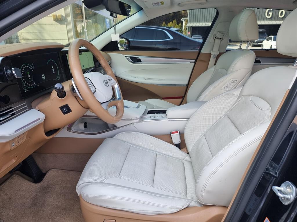 HYUNDAI Grandeur - Vista 5