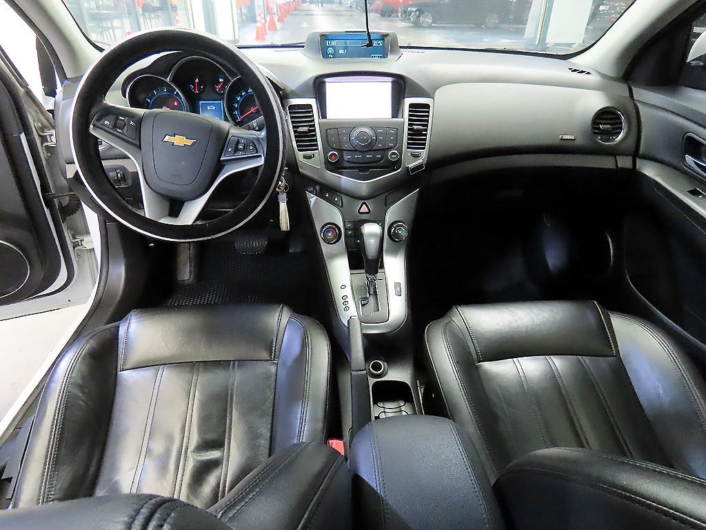 Chevrolet Cruise - Vista 10