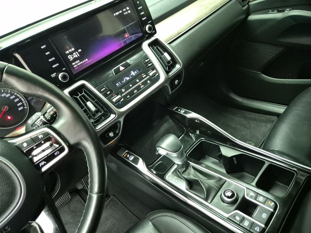 KIA Sorento - Vista 10