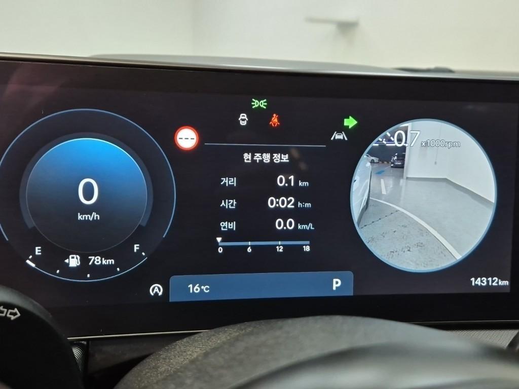 HYUNDAI Sonata - Vista 6