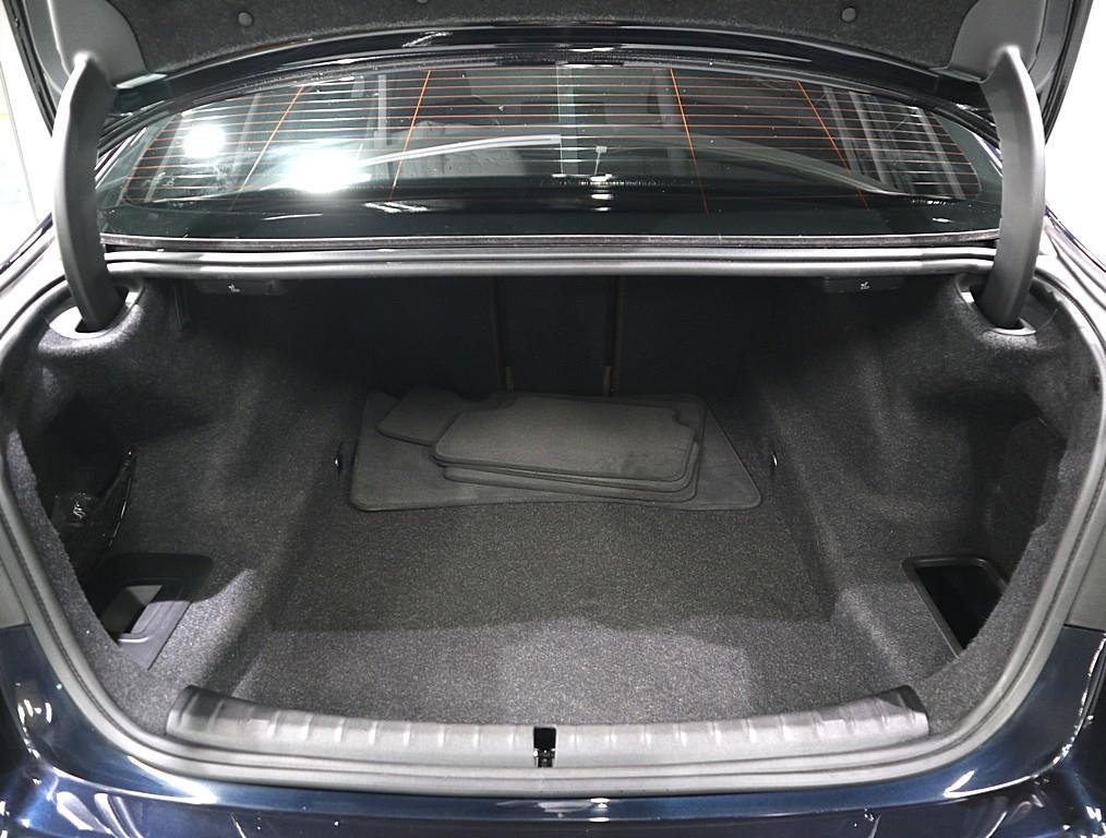 BMW 5 Series 2023 Negro - Importación desde Corea - HF Imports Iquique - Foto 17