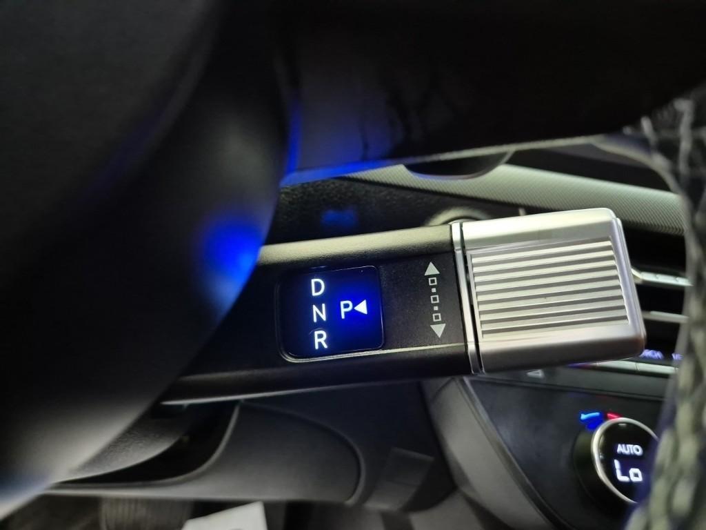 HYUNDAI Sonata - Vista 8