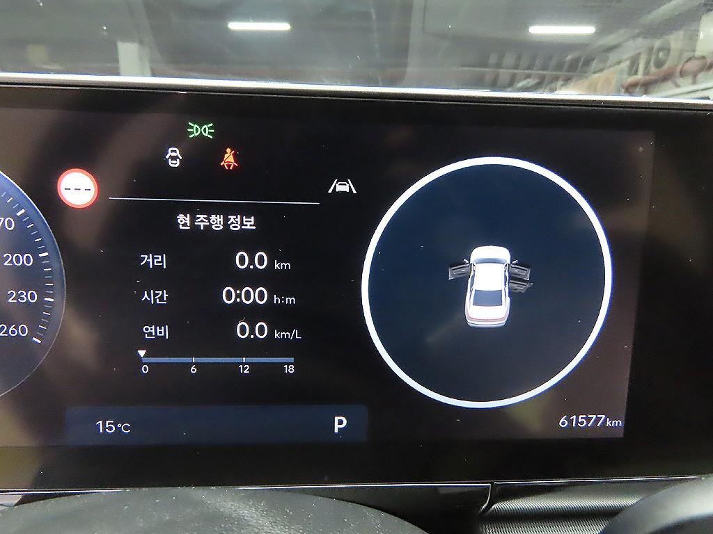 HYUNDAI Grandeur - Vista 11