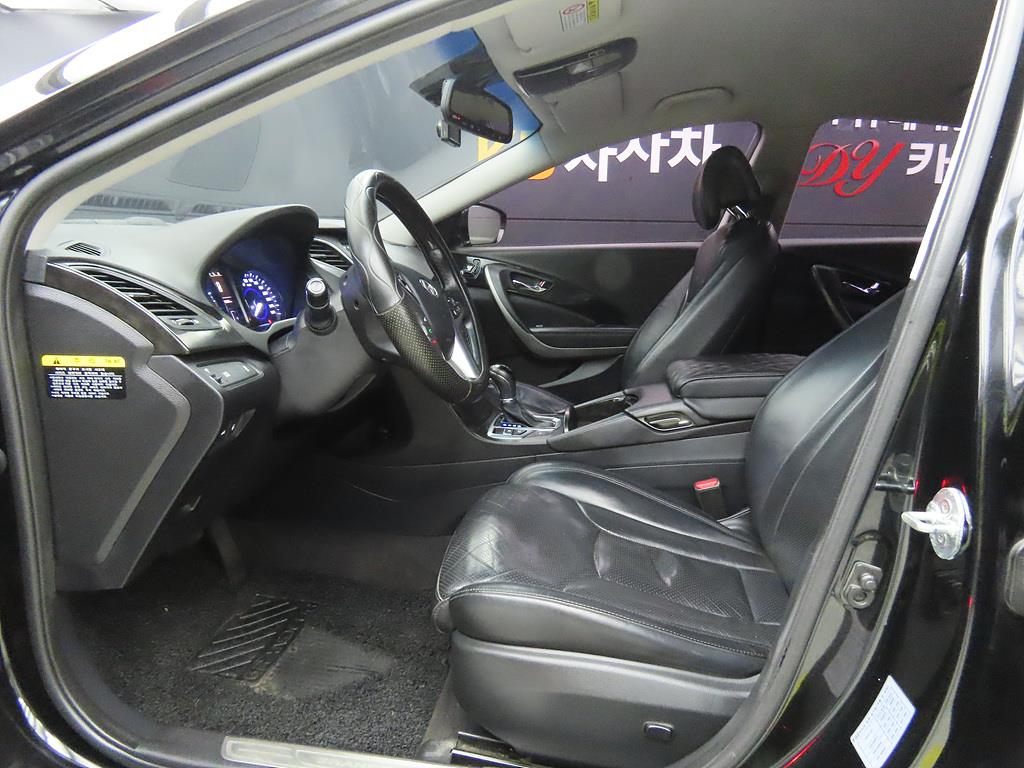 HYUNDAI Grandeur - Vista 5