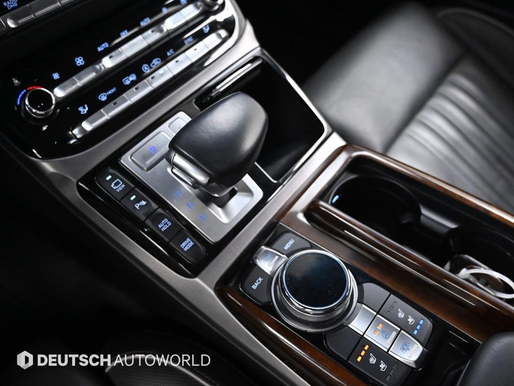 Genesis EQ900 - Vista 9