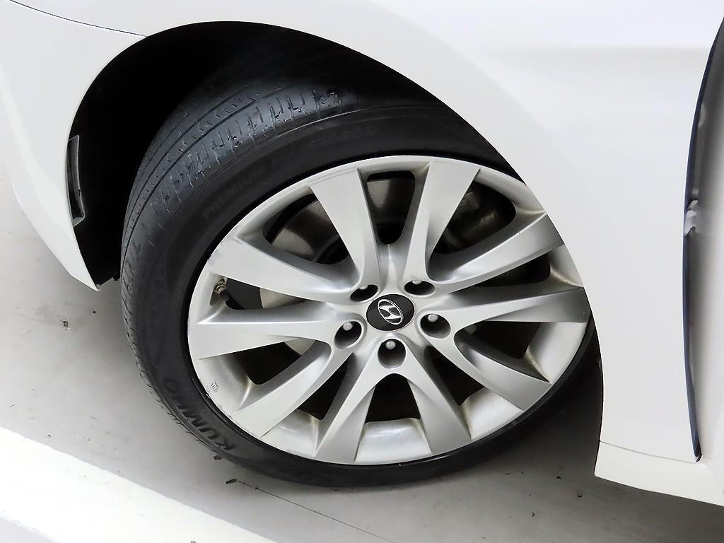 HYUNDAI i40 2014 Blanco - Importación desde Corea - HF Imports Iquique - Foto 19