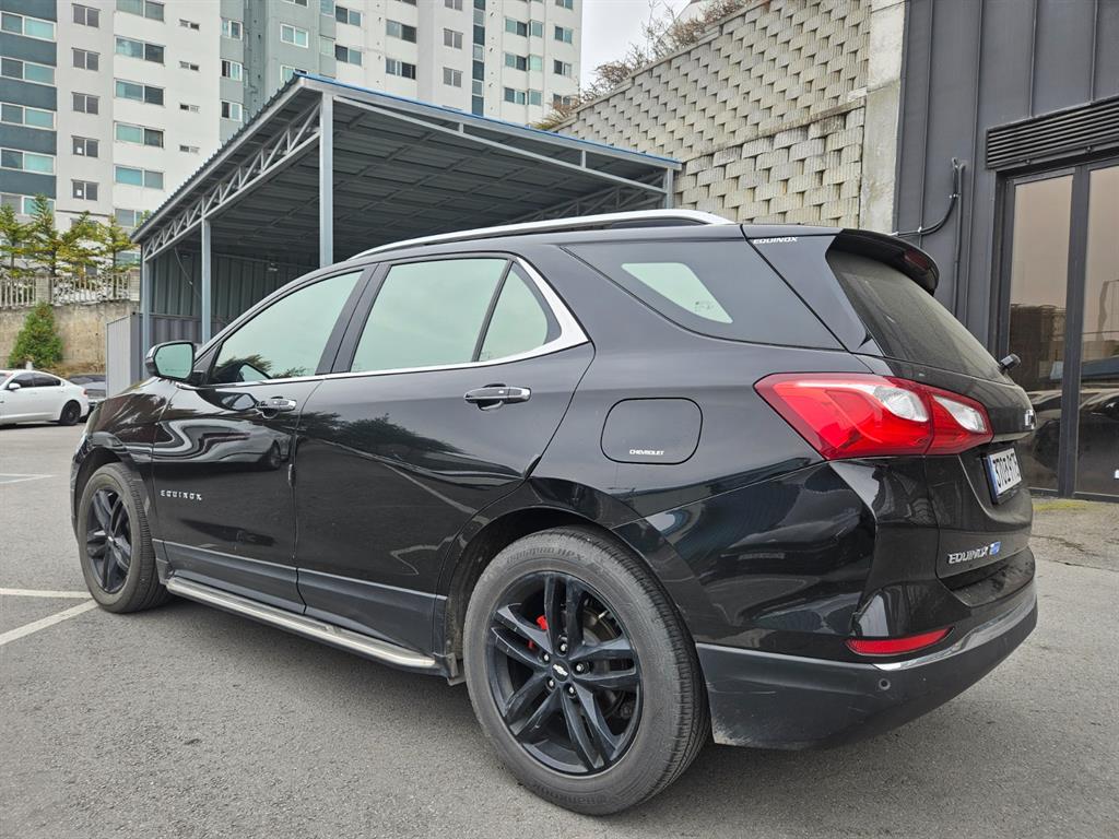 Chevrolet Equinox - Vista 6