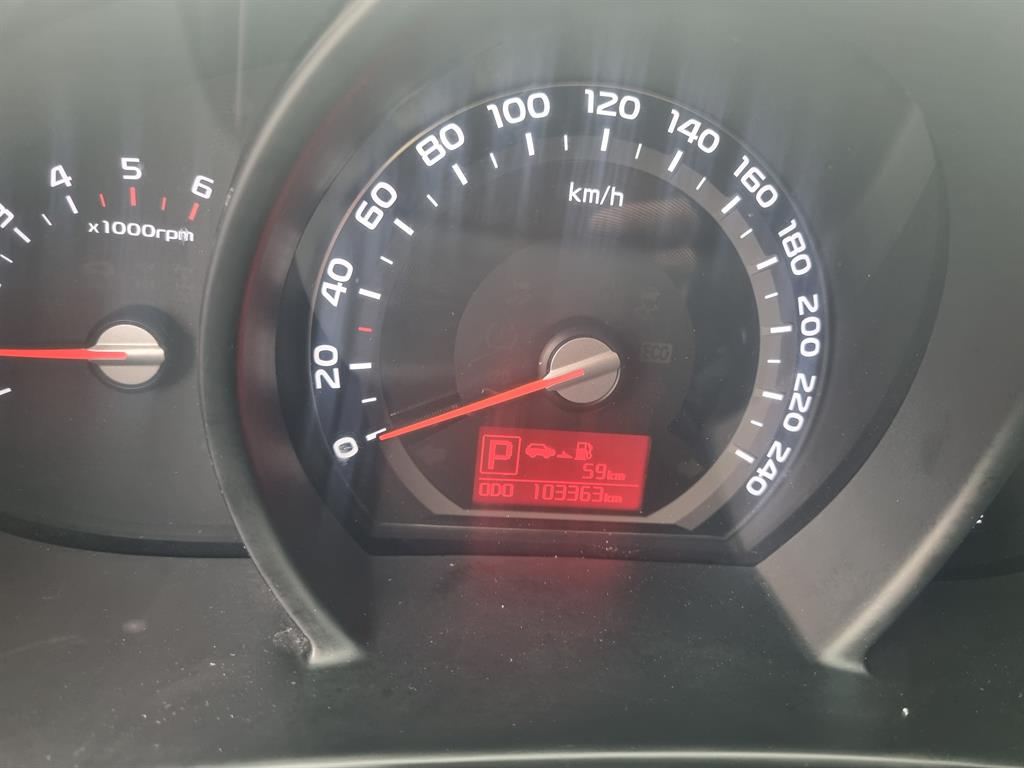 KIA Sportage - Vista 11