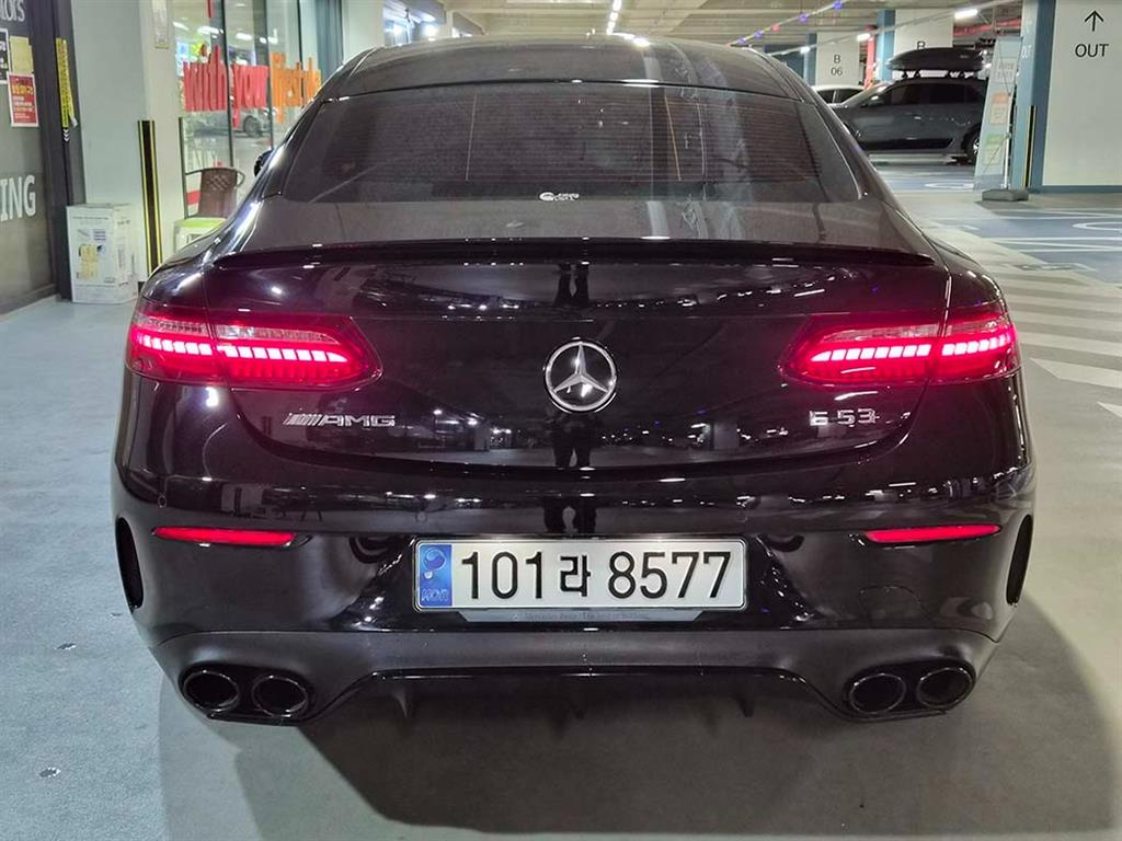 Mercedes Benz E class - Vista 5