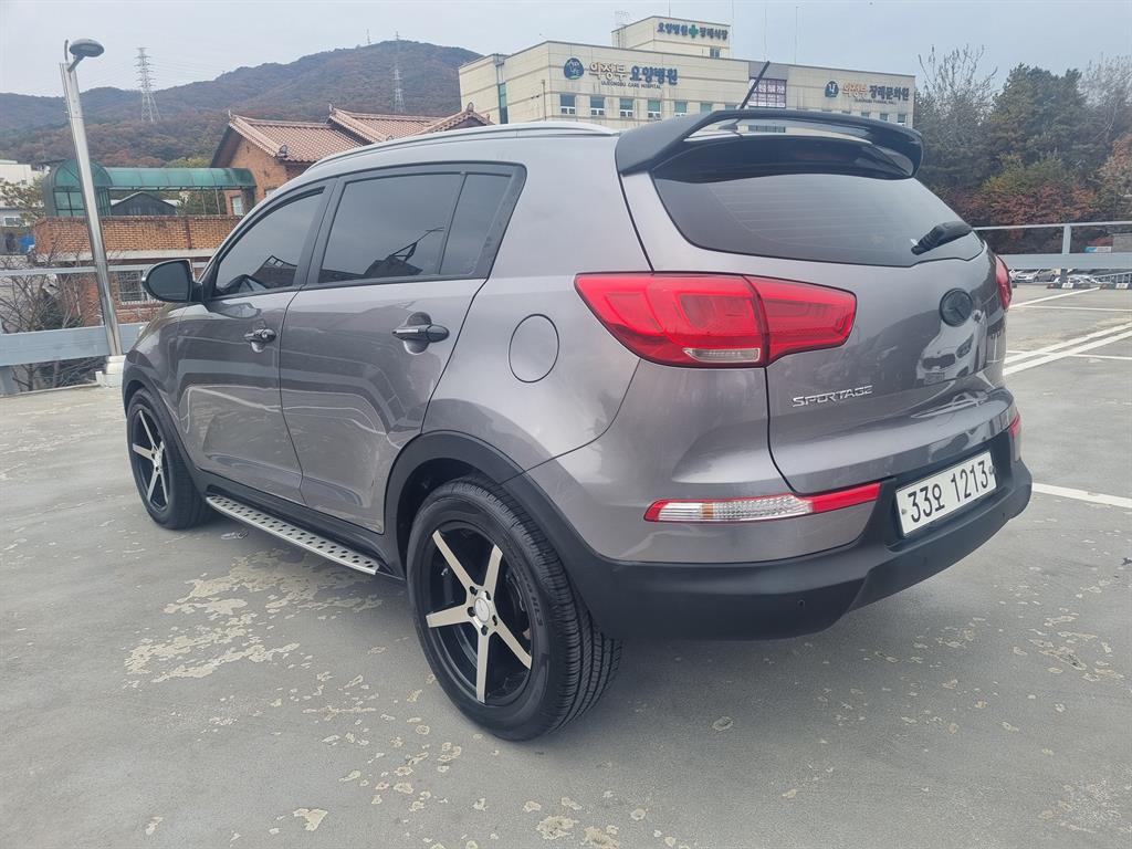 KIA Sportage - Vista 6