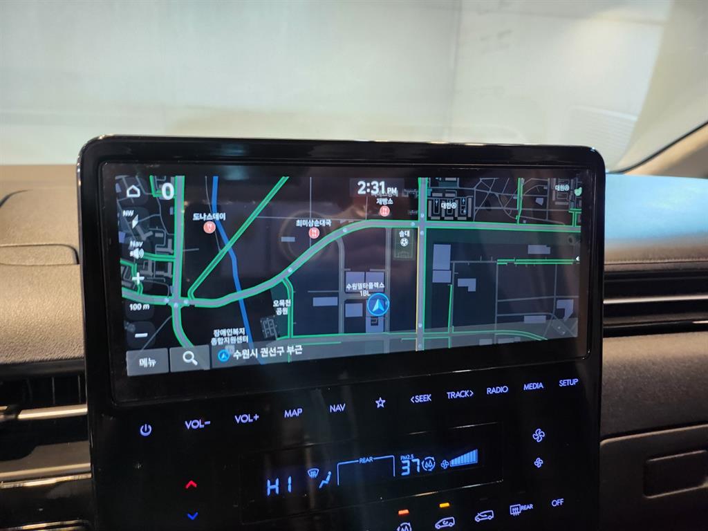 HYUNDAI Staria 2023 Negro - Importación desde Corea - HF Imports Iquique - Foto 13