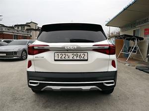 KIA Seltos - Vista 8