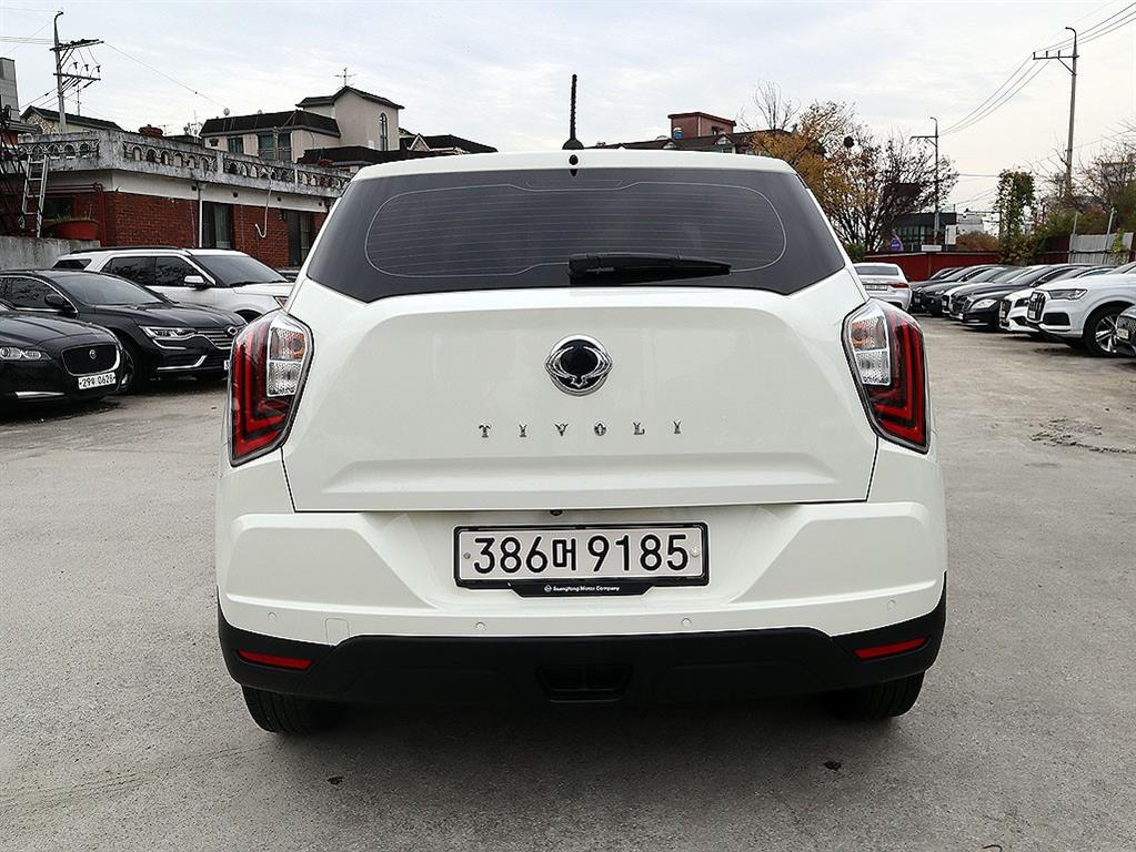 Ssangyong Tivoli - Vista 7