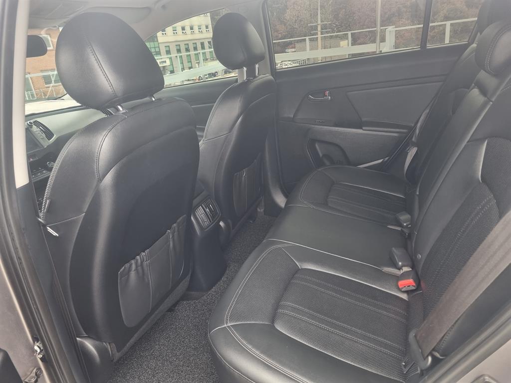 KIA Sportage - Vista 12