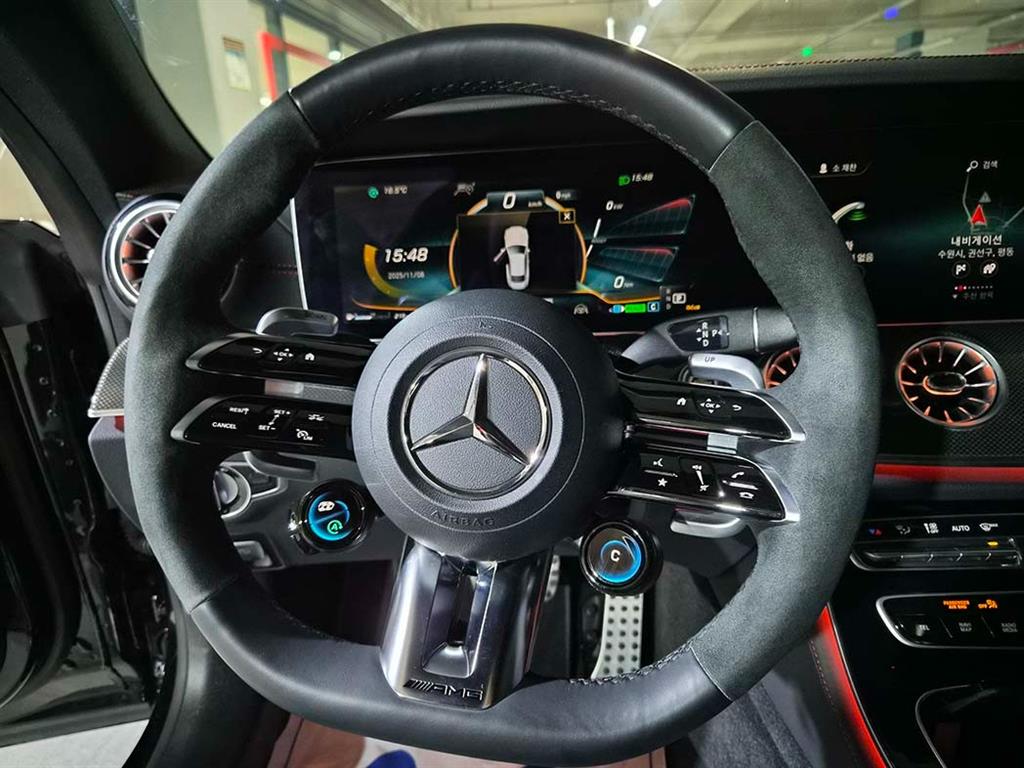 Mercedes Benz E class - Vista 9