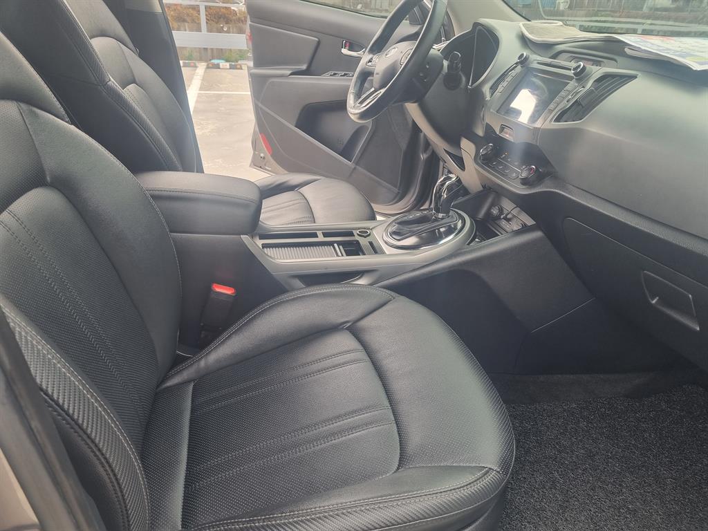 KIA Sportage 2015 Gris - Importación desde Corea - HF Imports Iquique - Foto 15