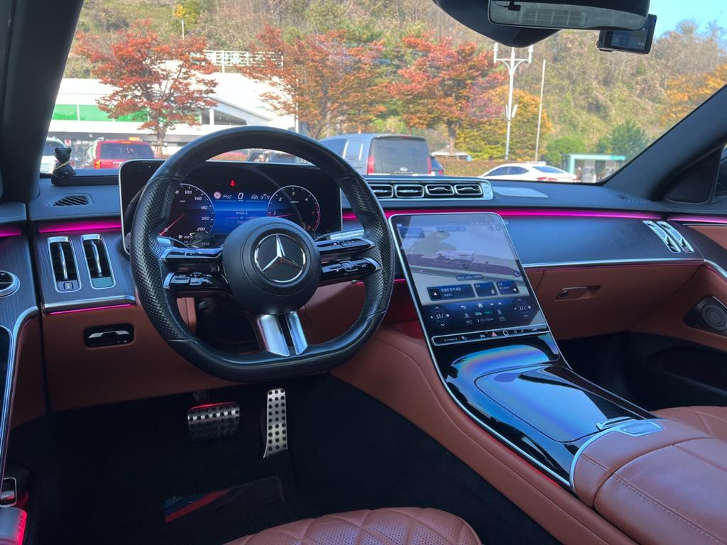 Mercedes Benz S Class - Vista 10