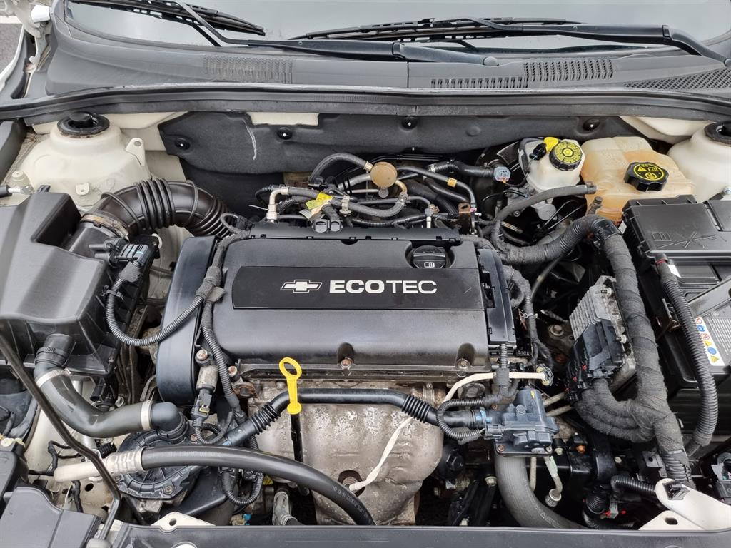 Chevrolet Cruise 2015 Blanco - Importación desde Corea - HF Imports Iquique - Foto 14