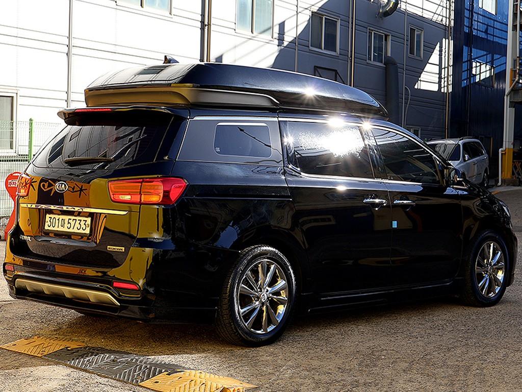 KIA Carnival - Vista 7