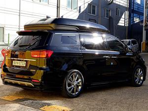 KIA Carnival - Vista 8