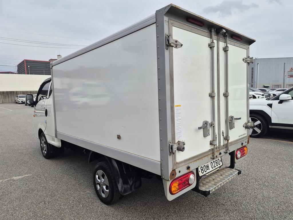 Small Truck Normal Box(Low Deck) - Vista 6