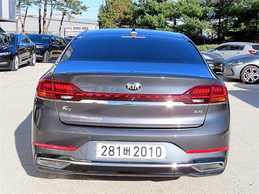 KIA K7 - Vista 4