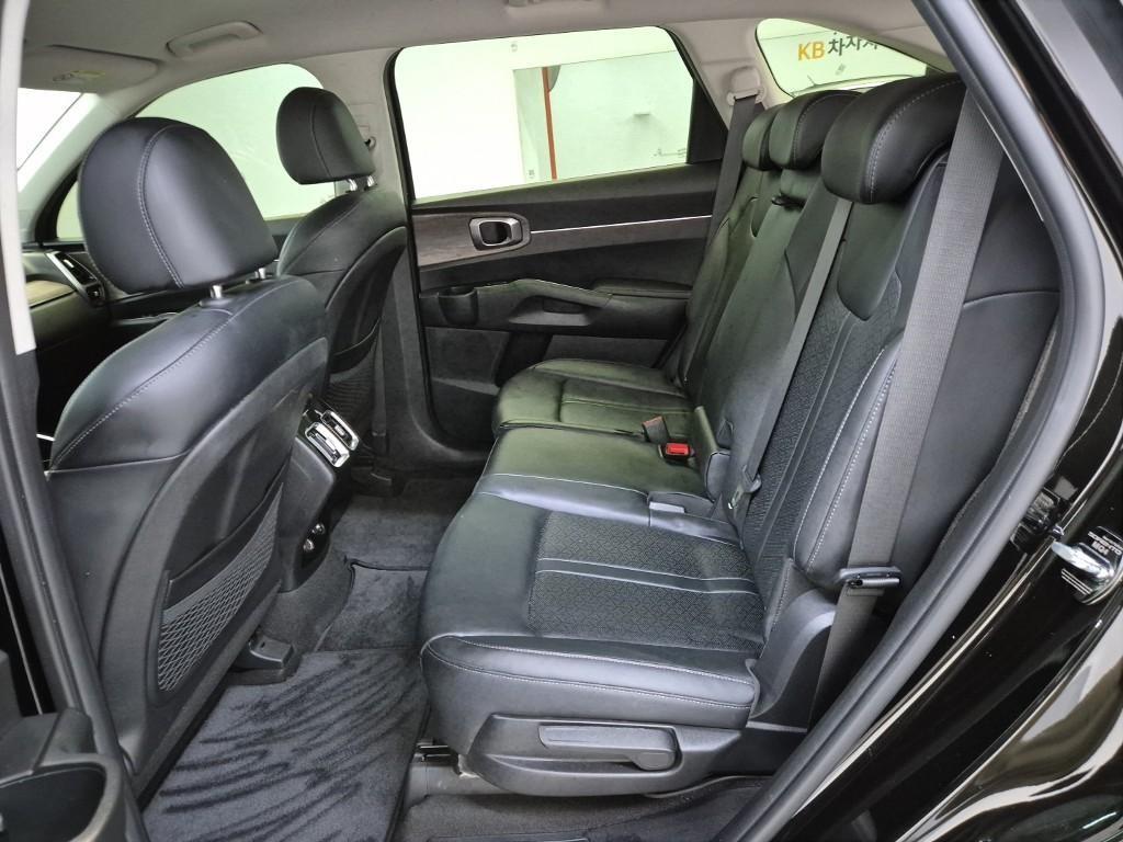 KIA Sorento - Vista 12