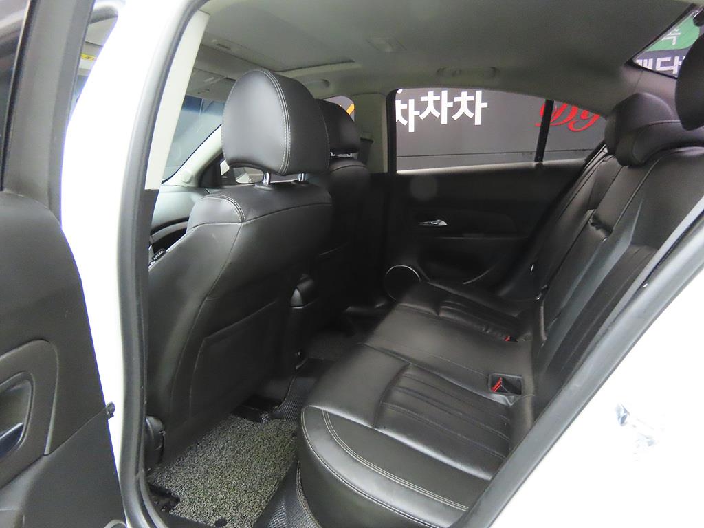 Chevrolet Cruise - Vista 6