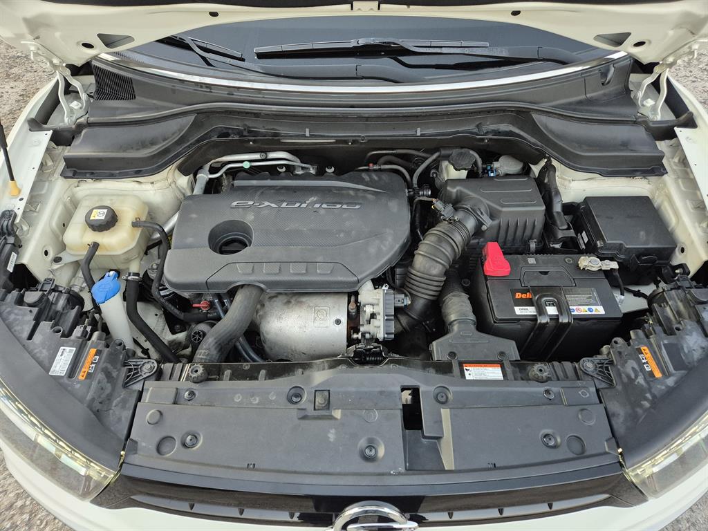 Ssangyong Tivoli - Vista 5