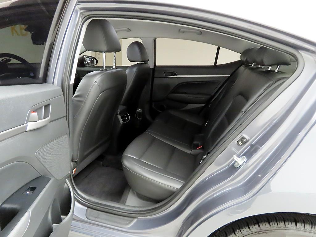 HYUNDAI Avante 2017 Gris - Importación desde Corea - HF Imports Iquique - Foto 14