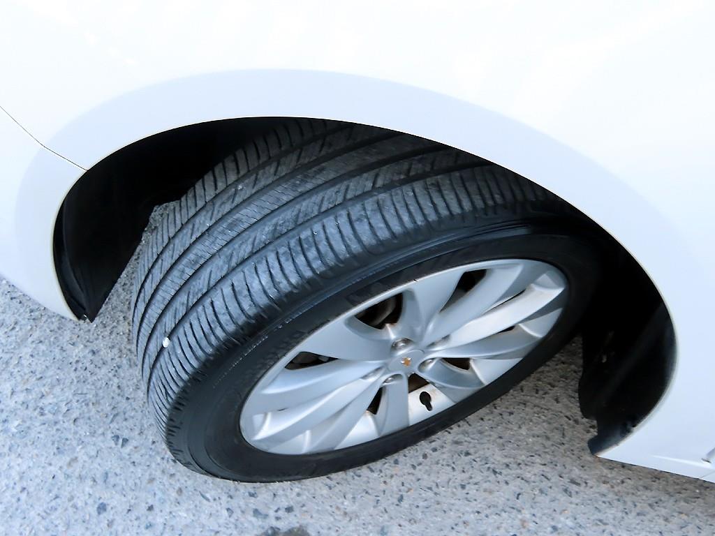 Chevrolet Cruise 2015 Blanco - Importación desde Corea - HF Imports Iquique - Foto 20