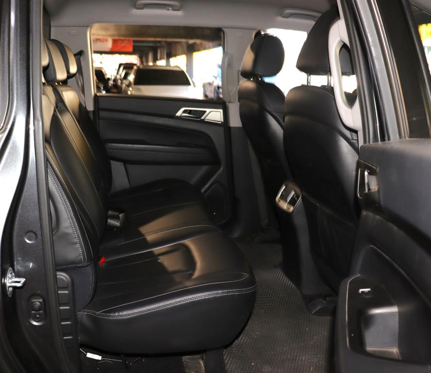 Ssangyong Rexton 2018 Gris - Importación desde Corea - HF Imports Iquique - Foto 11