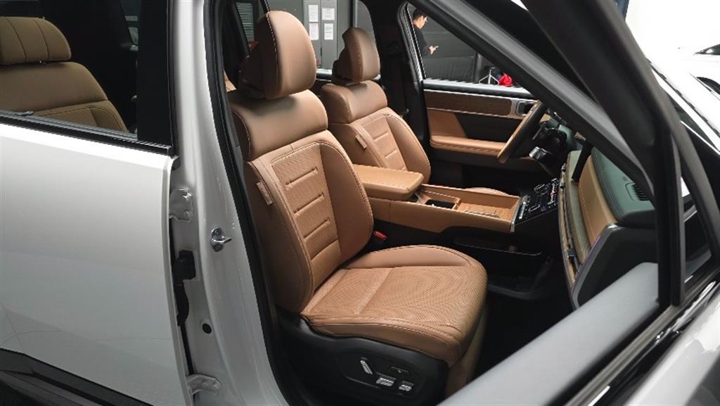 HYUNDAI Santa Fe - Vista 10