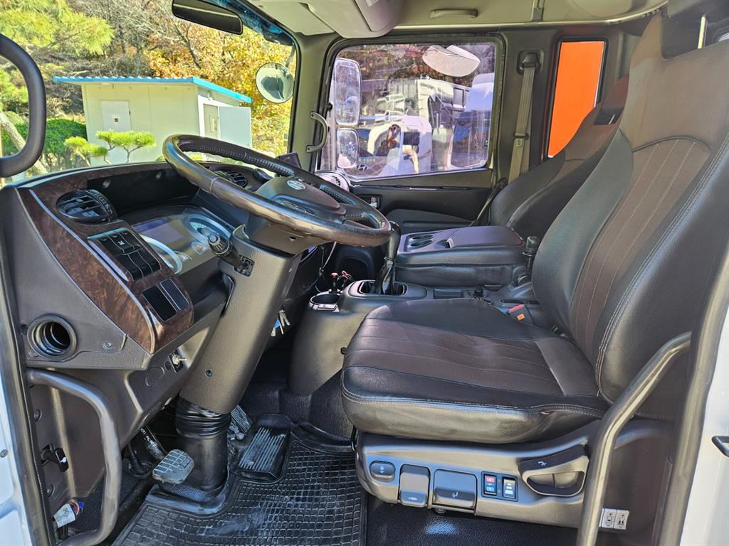 medium and large cargo Cargo - Vista 9