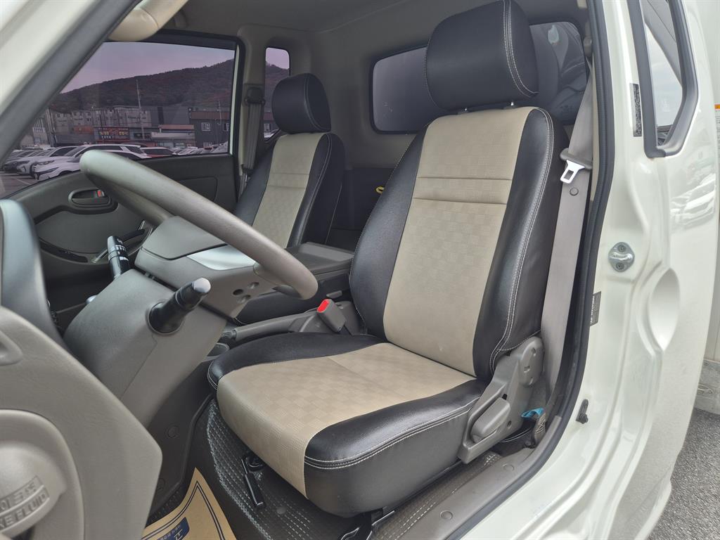 Small Truck Normal Box(Low Deck) 2019 Blanco - Importación desde Corea - HF Imports Iquique - Foto 14