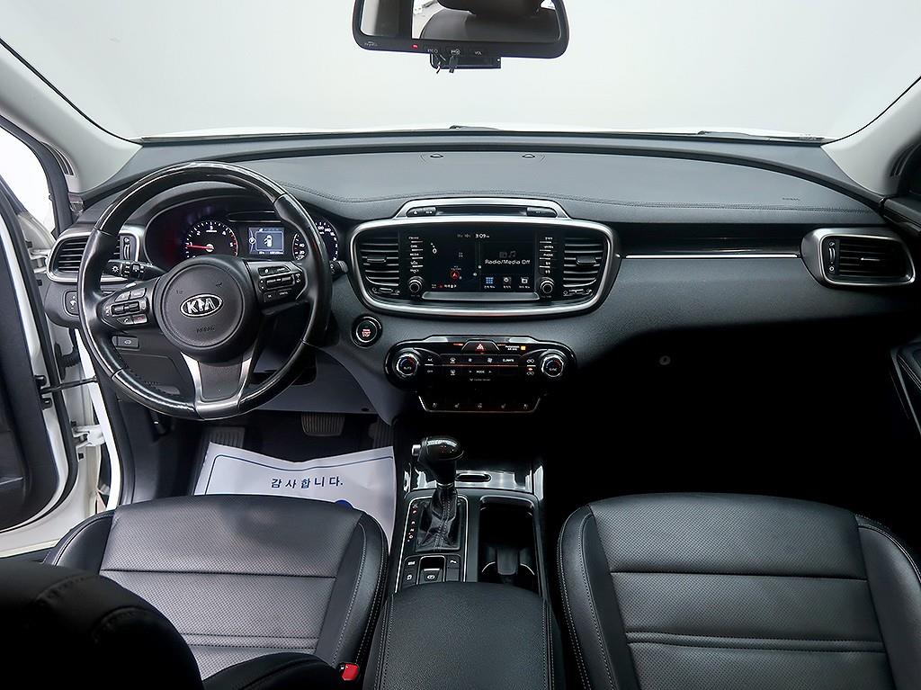 KIA Sorento - Vista 9
