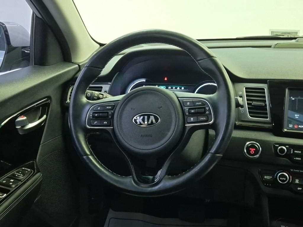 KIA Niro - Vista 9