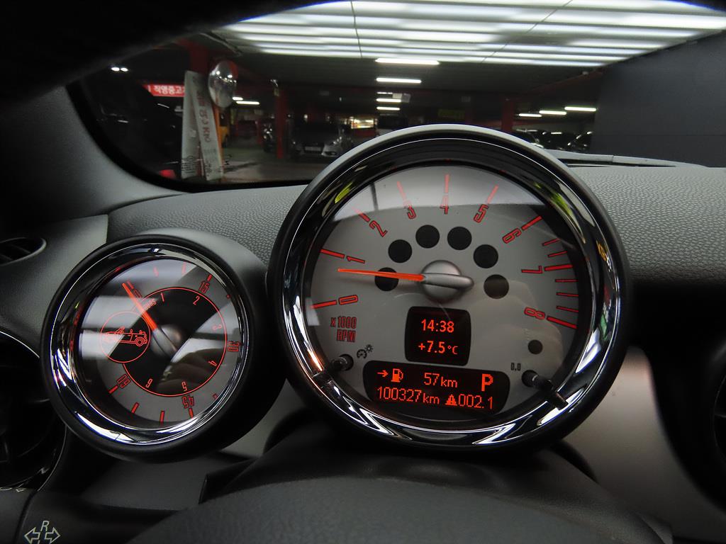 Mini Cooper Convertible - Vista 10