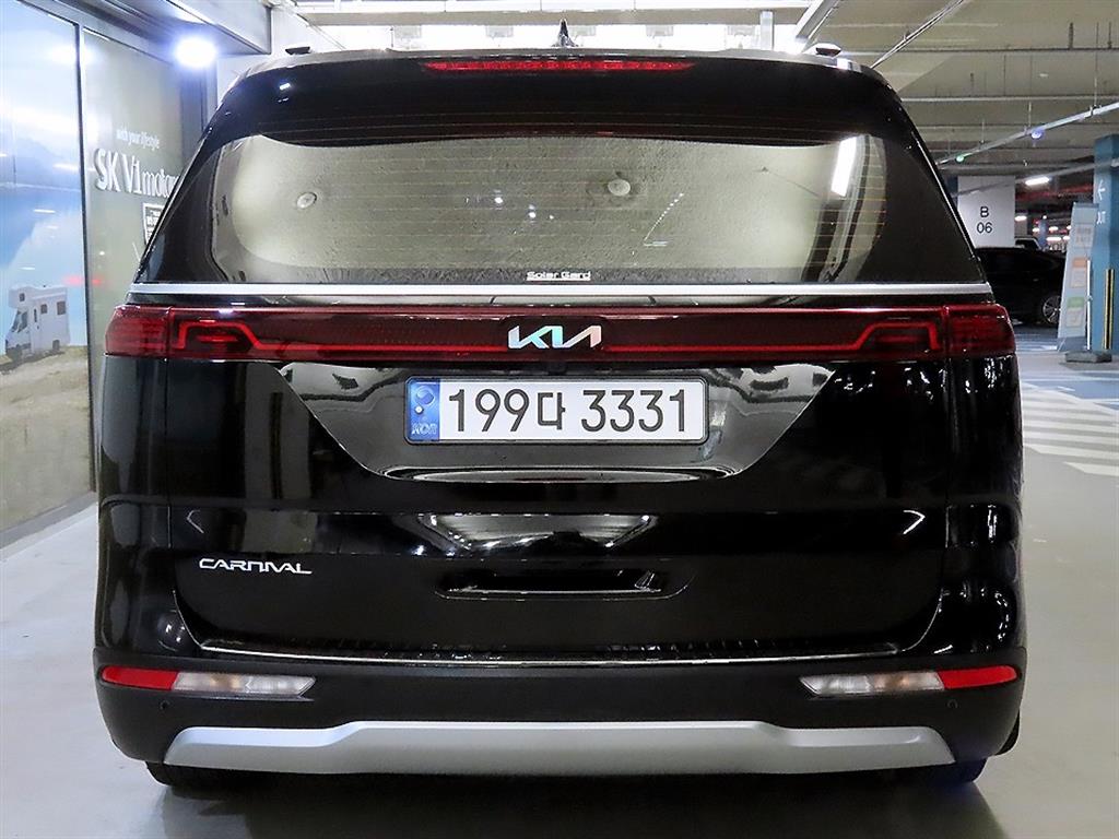 KIA Carnival - Vista 5
