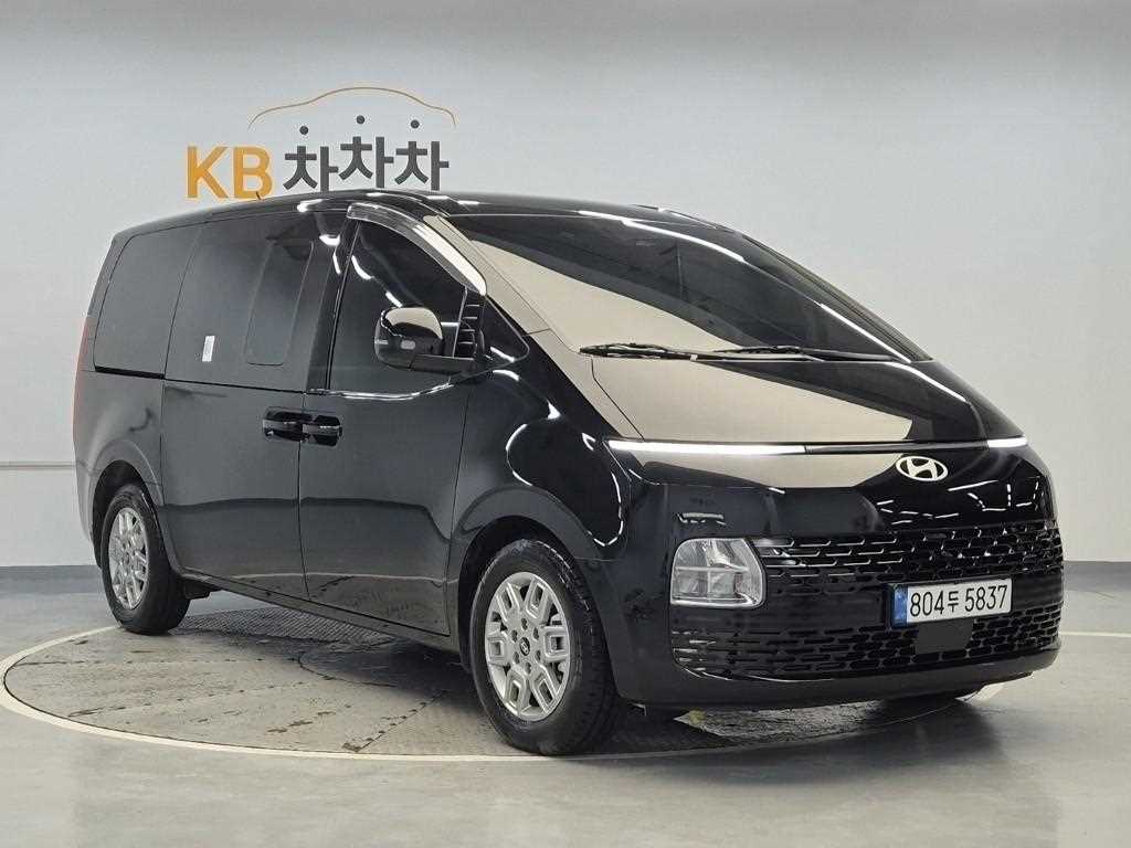 HYUNDAI Staria - Vista 4