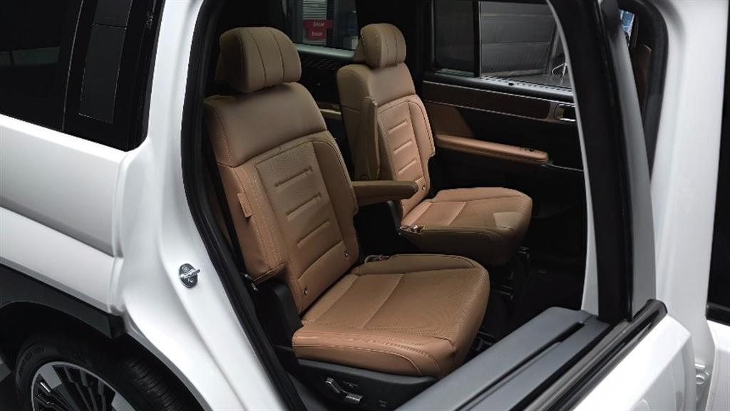 HYUNDAI Santa Fe - Vista 11