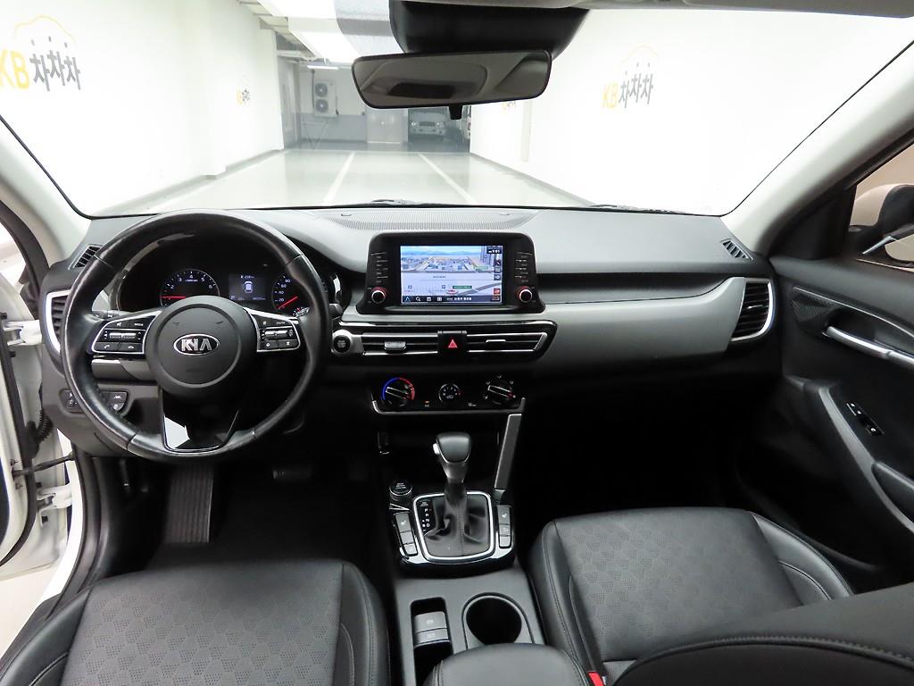 KIA Seltos - Vista 7