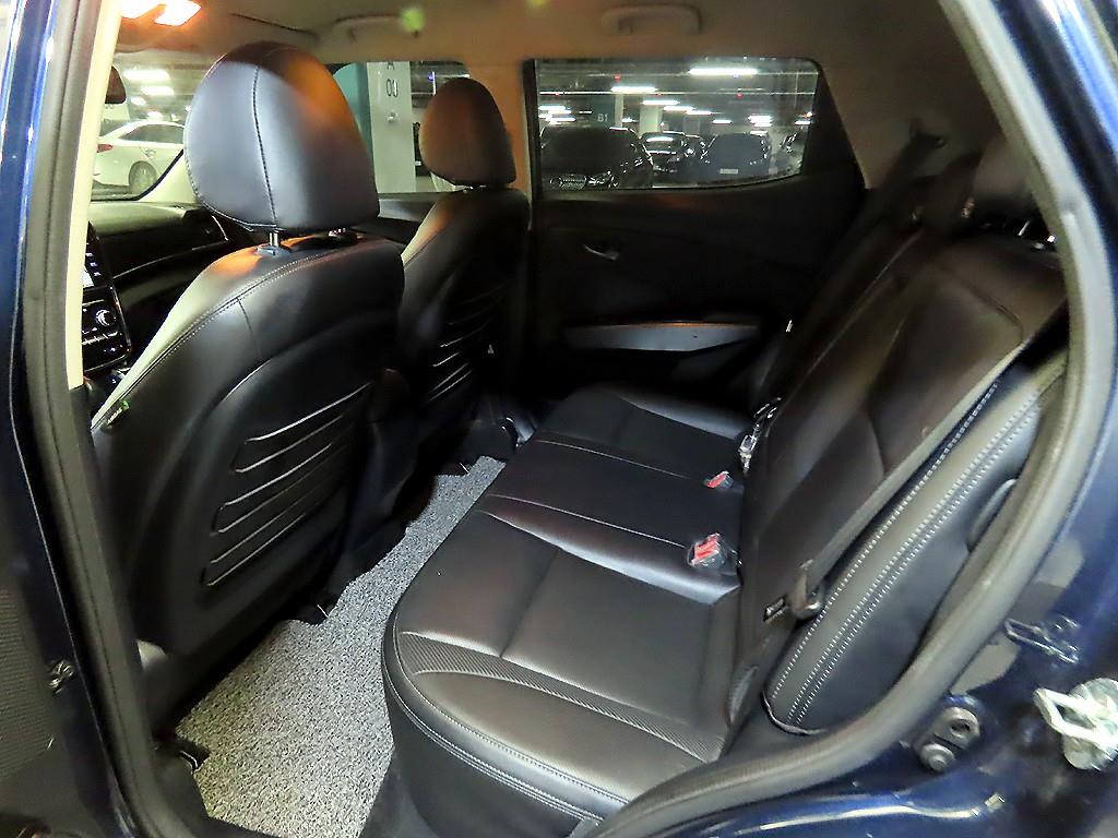 Ssangyong Tivoli - Vista 7