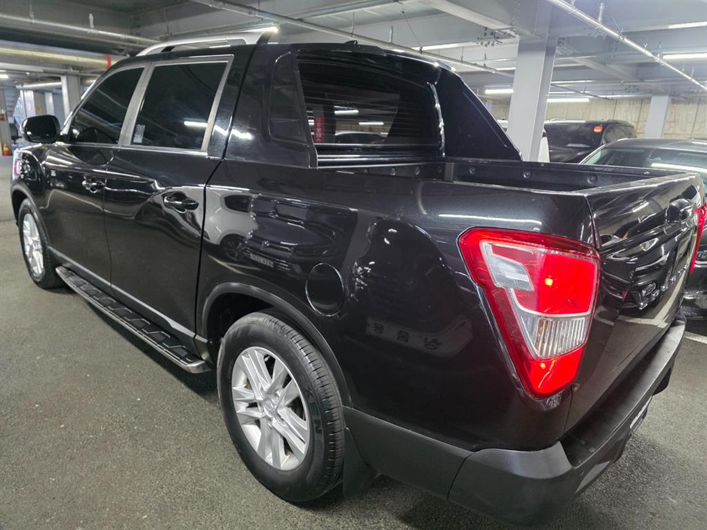 Ssangyong Rexton - Vista 5