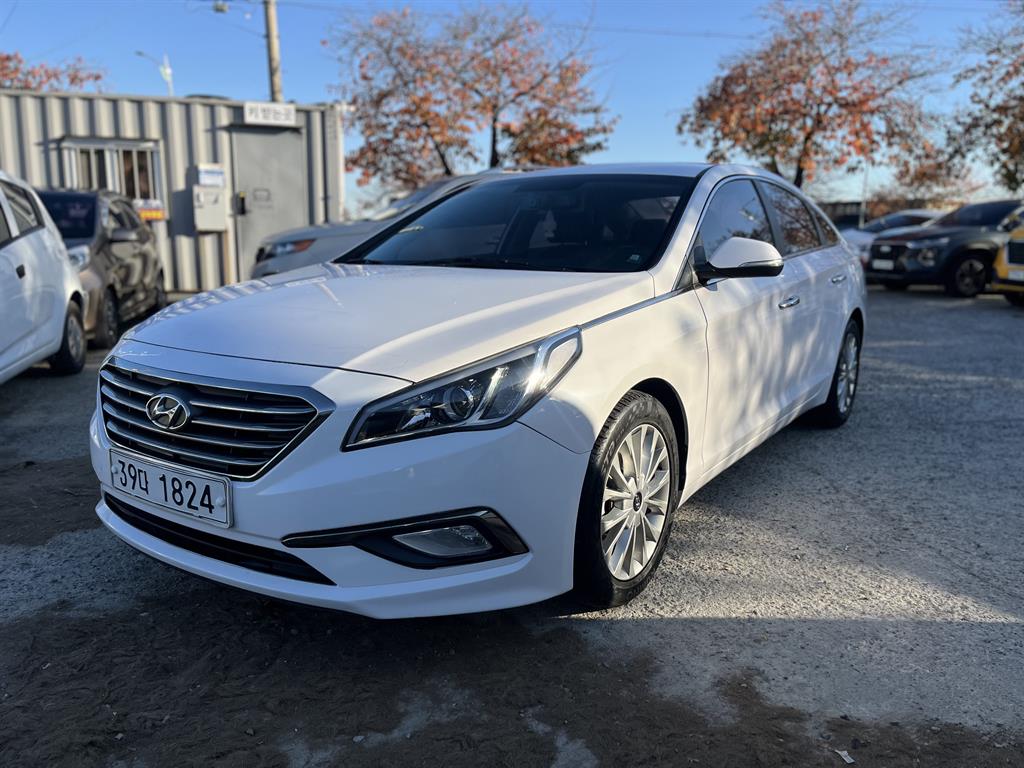 HYUNDAI Sonata - Vista 4